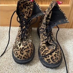 Arizona Jean Company Leopard Print Boots size 10